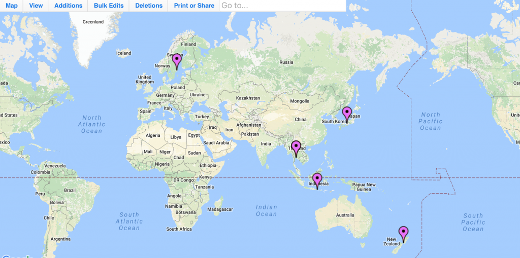 Adding pins to make world map travel plans